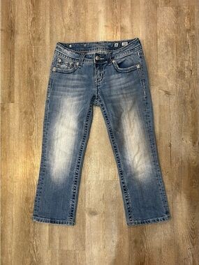Miss Me Women's Capri Jeans Embellished Cross Flap Pocket Y2K SZ 26 Low Rise